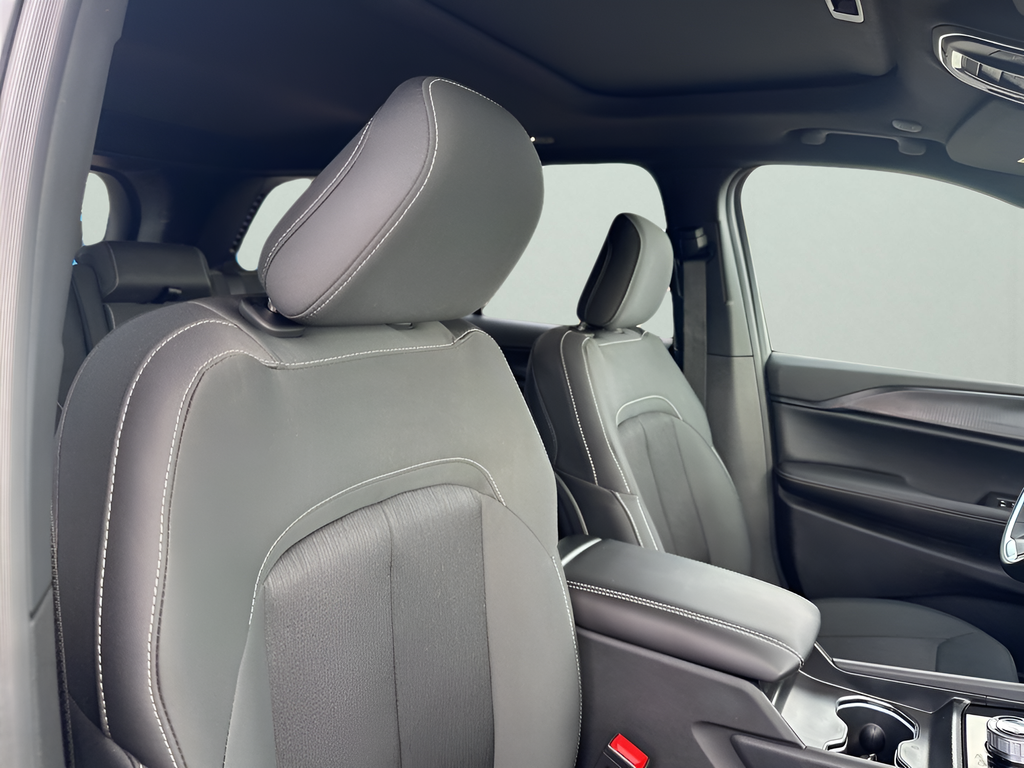 New Car 2025 Jeep Grand Cherokee  For Sale Under $40,000 In Austin, Texas