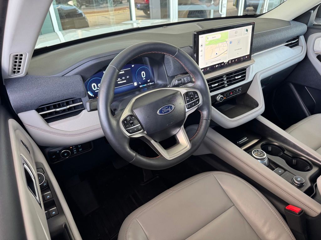 2025 Ford Explorer Active White Metallic - Jim Hudson Acura - Image 3