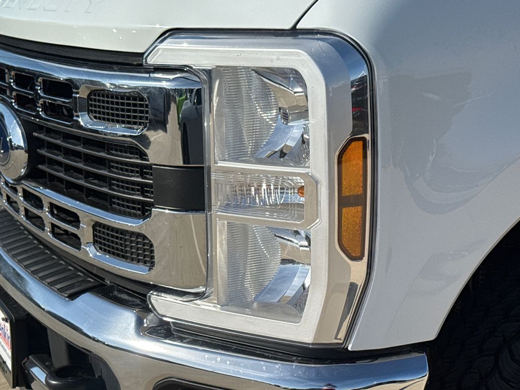 Used 2025 Ford F-250SD Truck