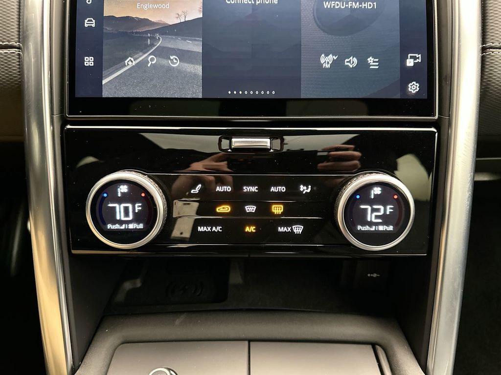 2023 Land Rover Discovery R-Dynamic S 15