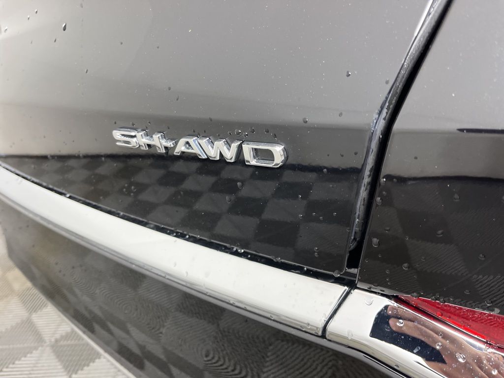 2025 Acura MDX Base 14