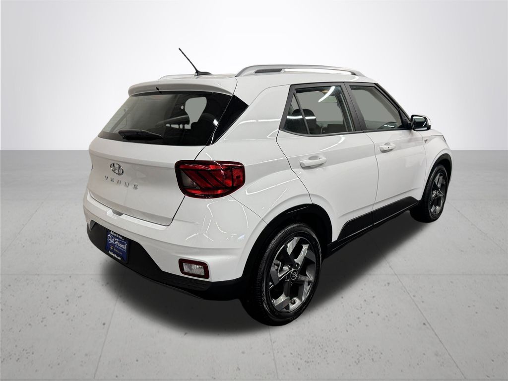 2025 Hyundai Venue SEL