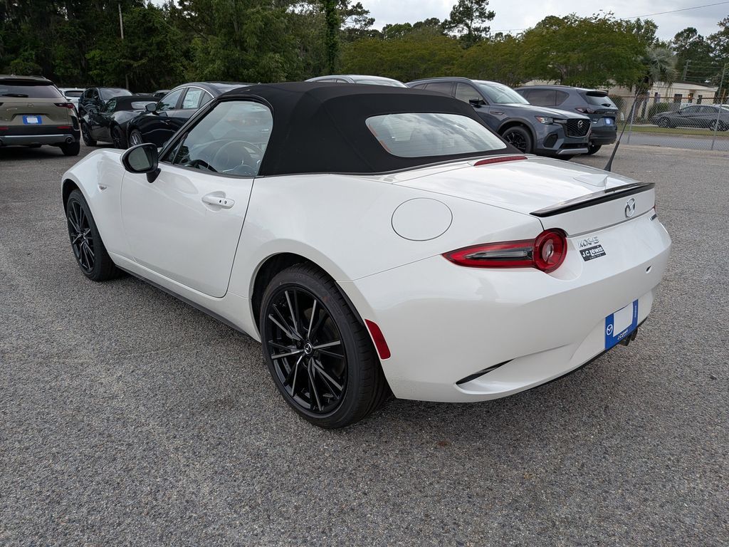 2026 Mazda MX-5 Miata Grand Touring