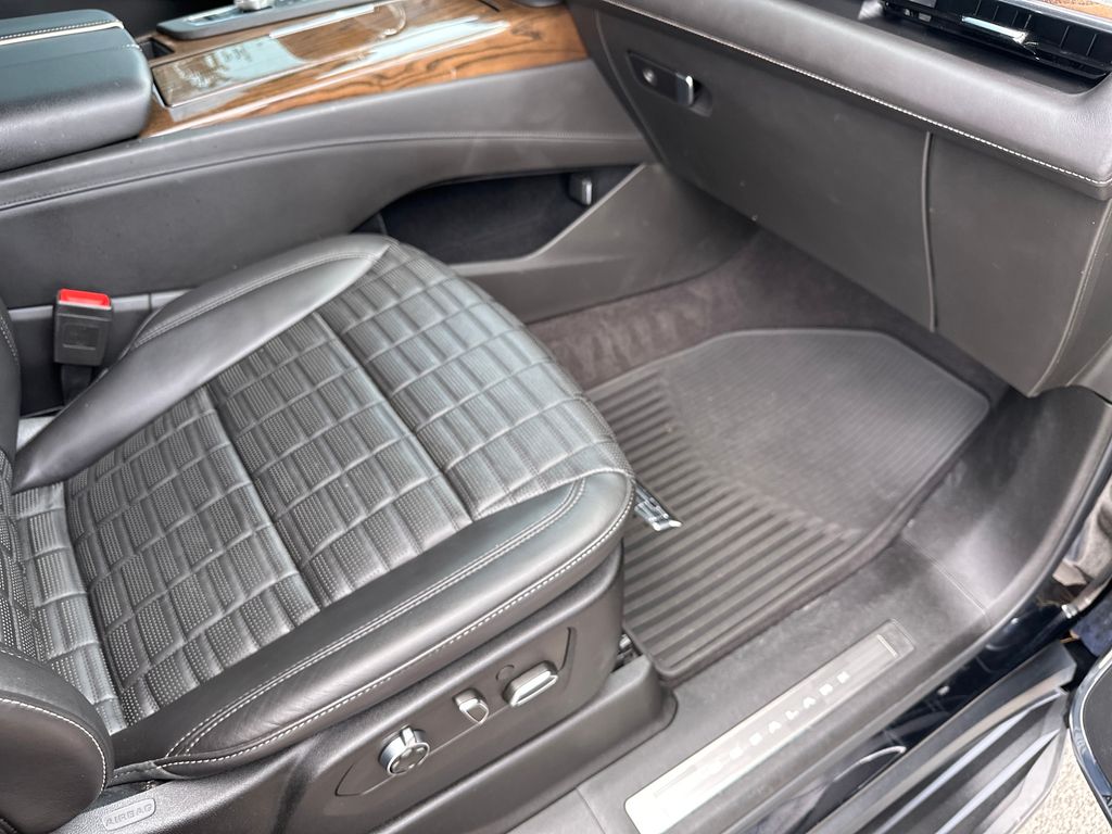 Used Car 2023 Cadillac Escalade Esv  Sport Platinum For Sale Under $90,000 In Austin, Texas
