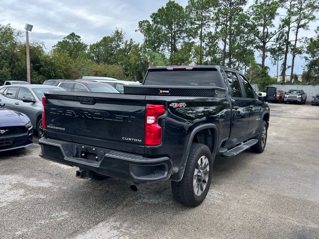 2023 Chevrolet Silverado 2500HD Custom 3