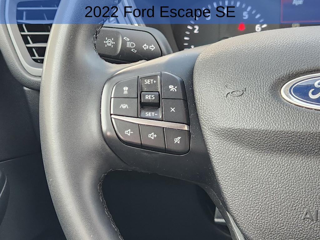 2022 Ford Escape SE 26