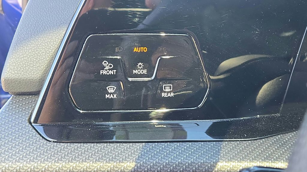 2023 Volkswagen Golf R