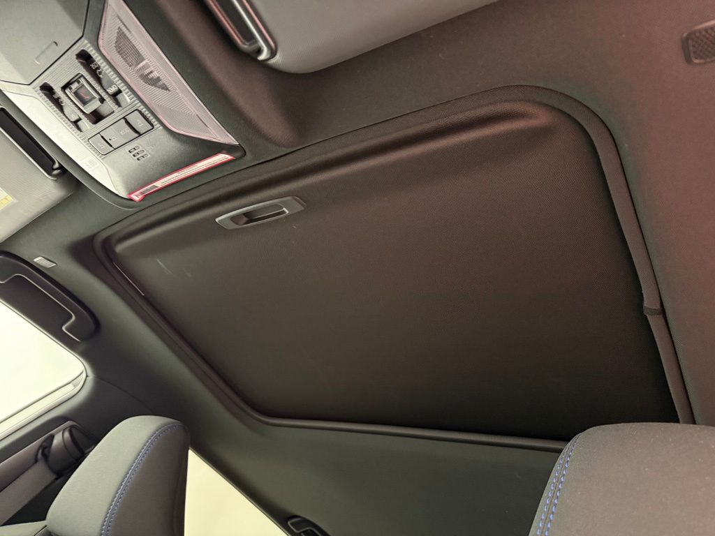 Thumbnail: 2023 Toyota RAV4 - 19