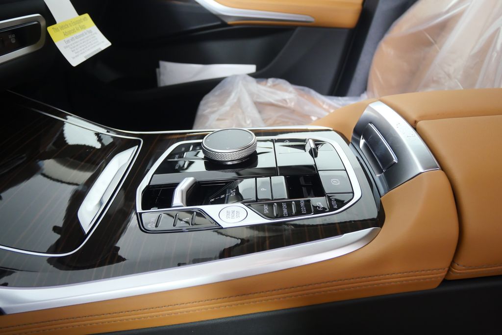 2026 BMW X7 xDrive40i 23