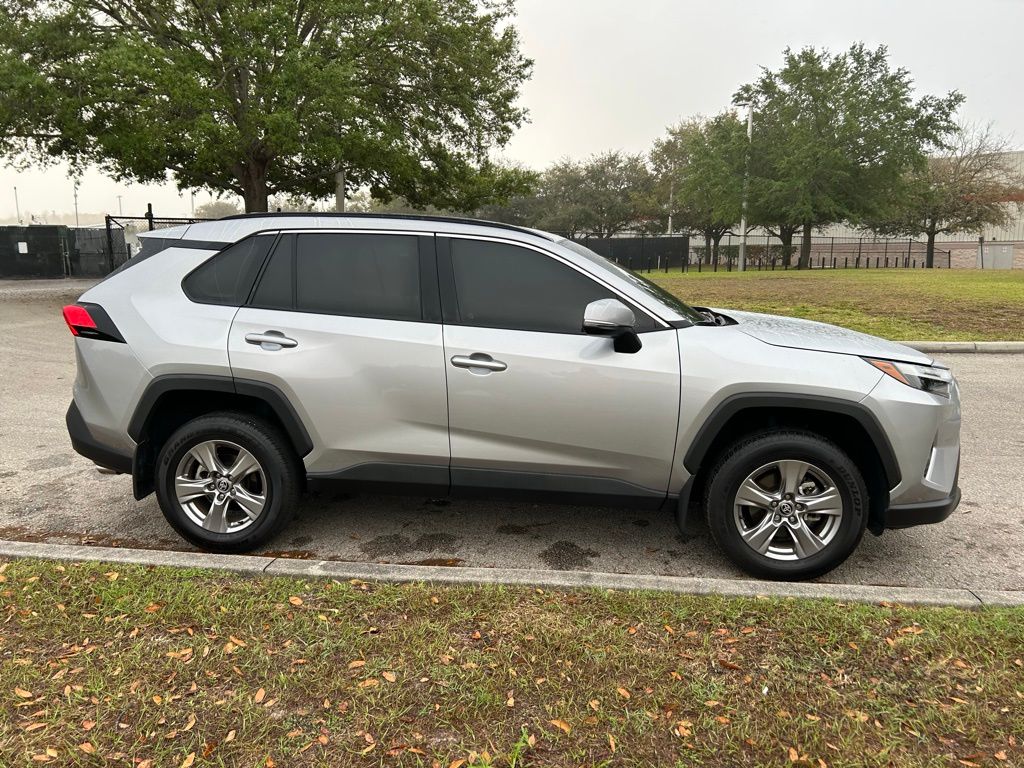 Thumbnail: 2025 Toyota RAV4 - 29