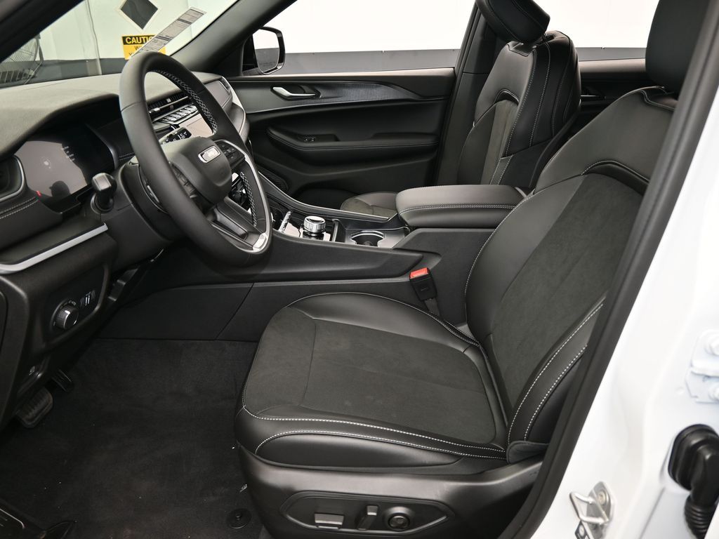 Used 2025 Bright White Clearcoat Jeep Altitude image 11