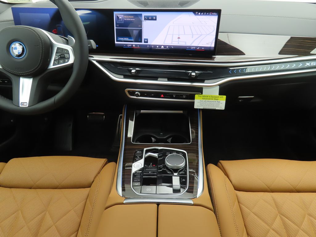 Thumbnail: 2026 BMW X5 - 13