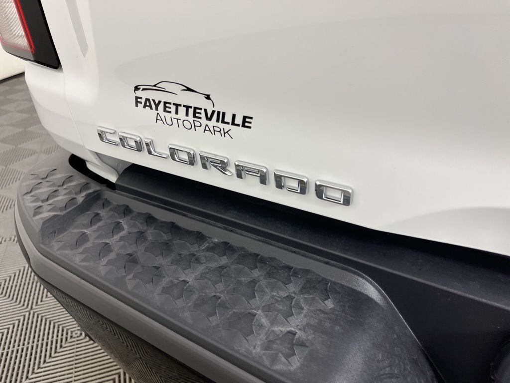 Thumbnail: 2026 Chevrolet Colorado - 19