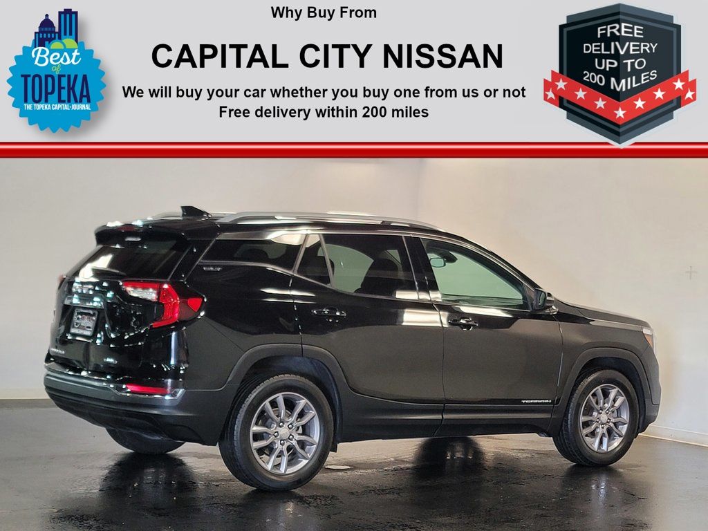 2024 GMC Terrain SLT photo