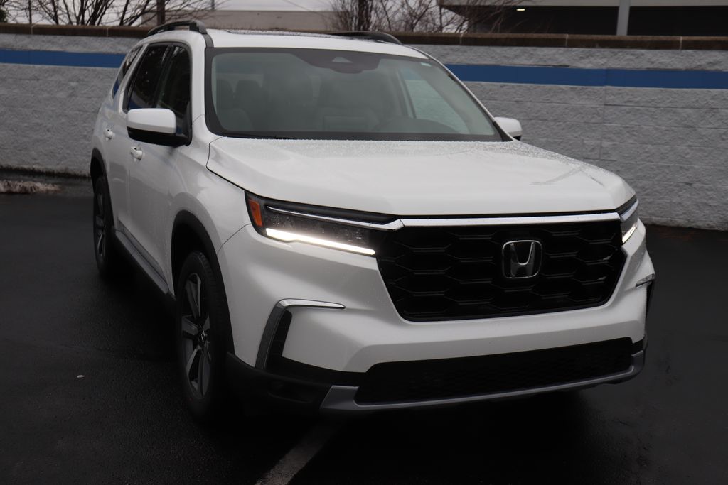 2025 Honda Pilot Touring 7