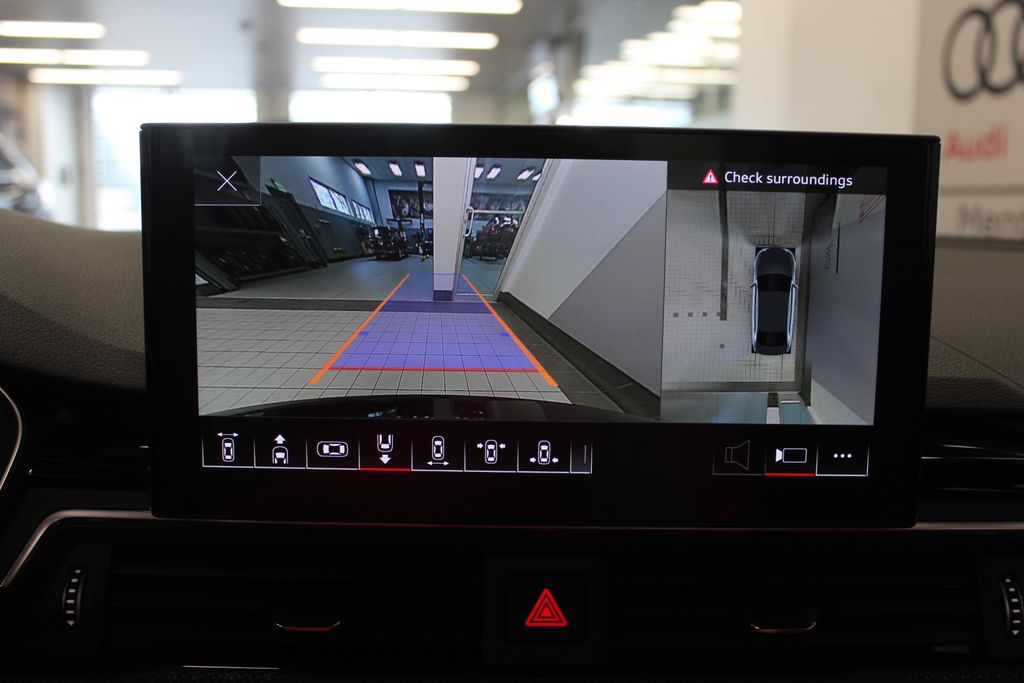 Thumbnail: 2023 Audi S4 - 21