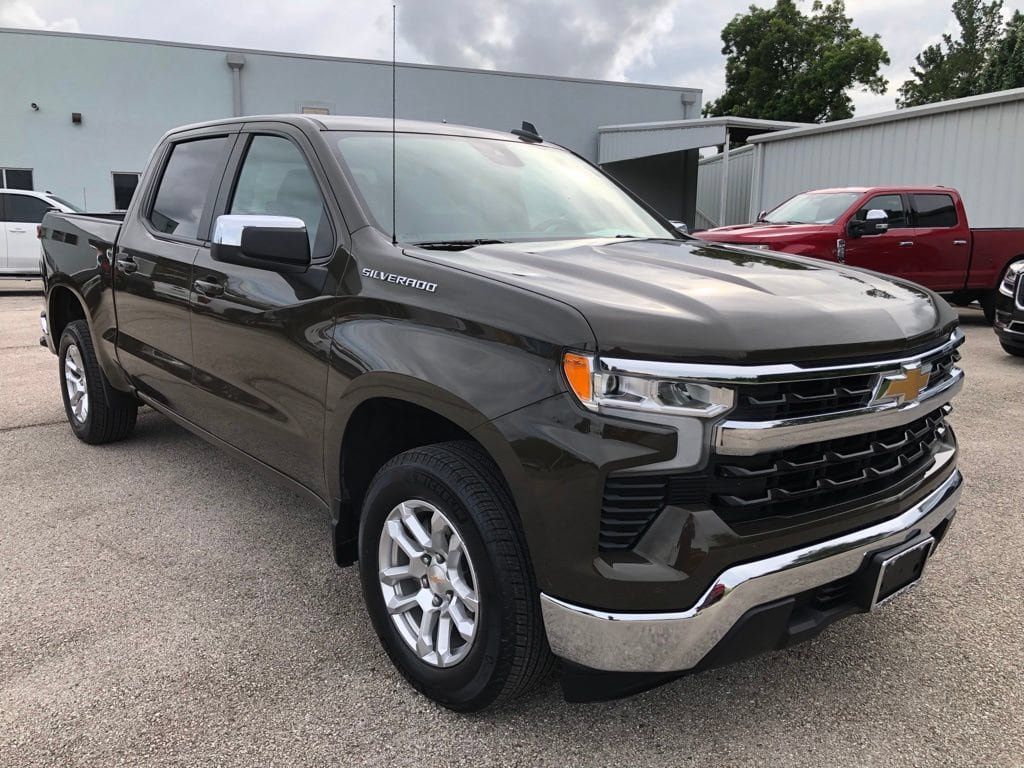 2023 Chevrolet Silverado 1500 LT Crew Cab RWD