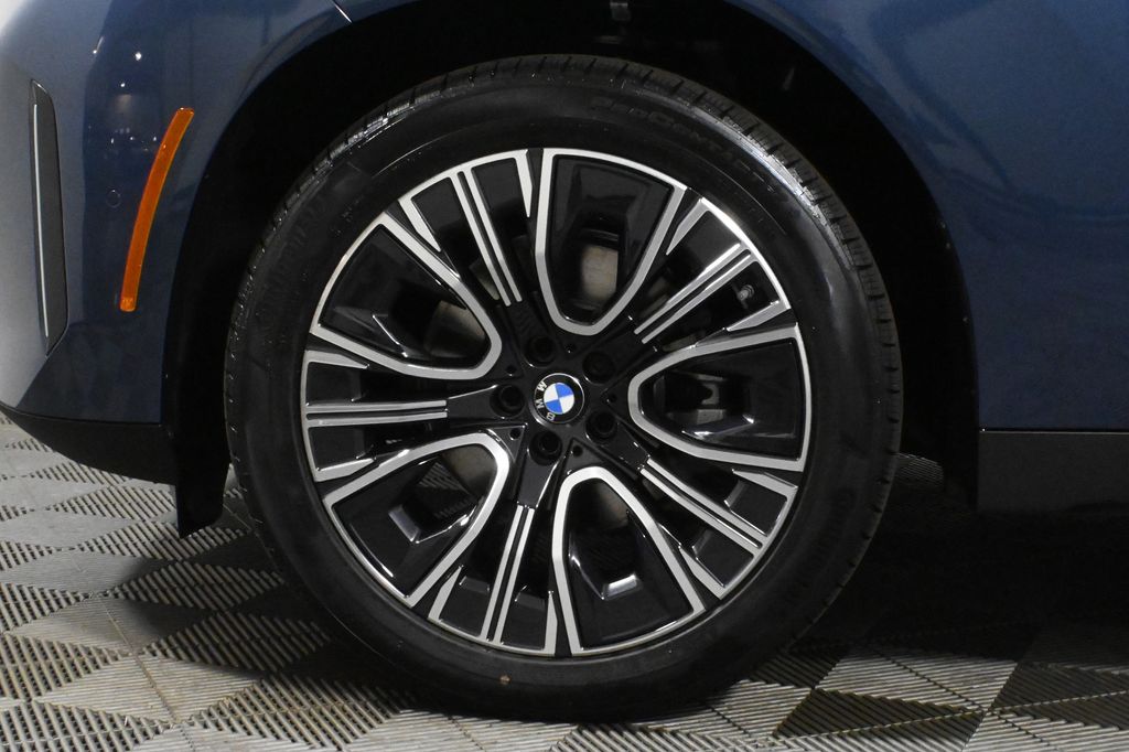 Thumbnail: 2026 BMW X3 - 12