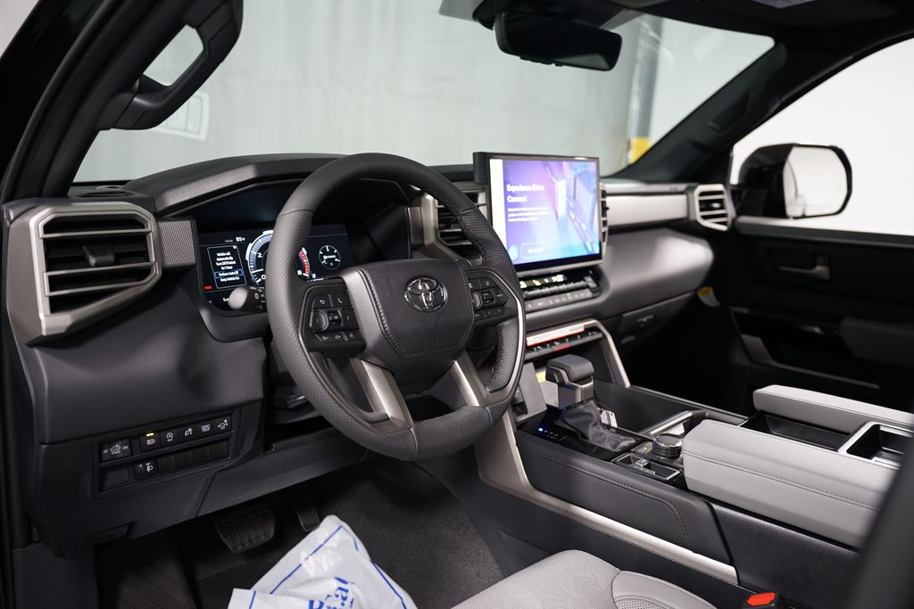 Thumbnail: 2025 Toyota Tundra - 12