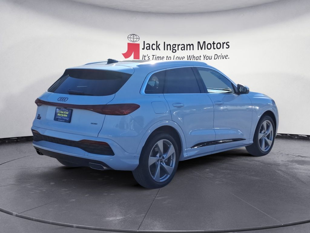 used 2025 Audi Q5 car, priced at $52,587
