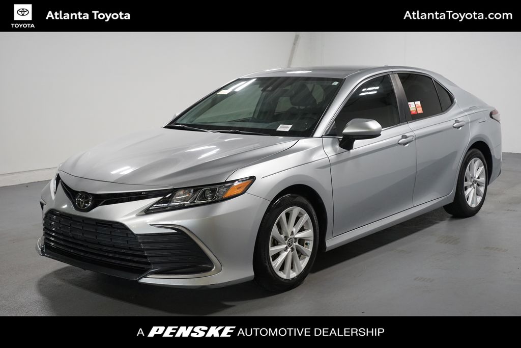 Celestial Silver Metallic 2022 Toyota Camry Sedan Front-Wheel Drive 8-Speed Automatic