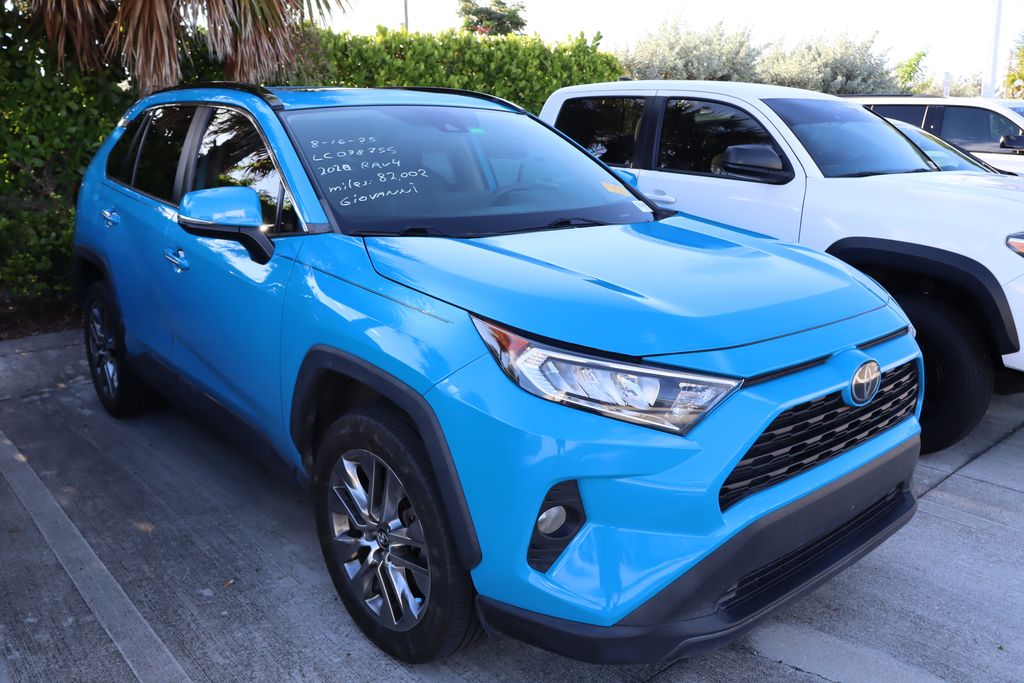 Thumbnail: 2020 Toyota RAV4 - 6