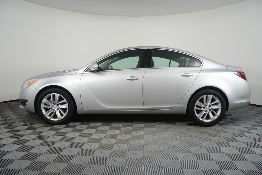 Thumbnail: 2015 Buick Regal - 6
