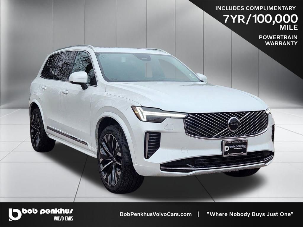 2025 Volvo XC90 B6 Core Bright Theme AWD