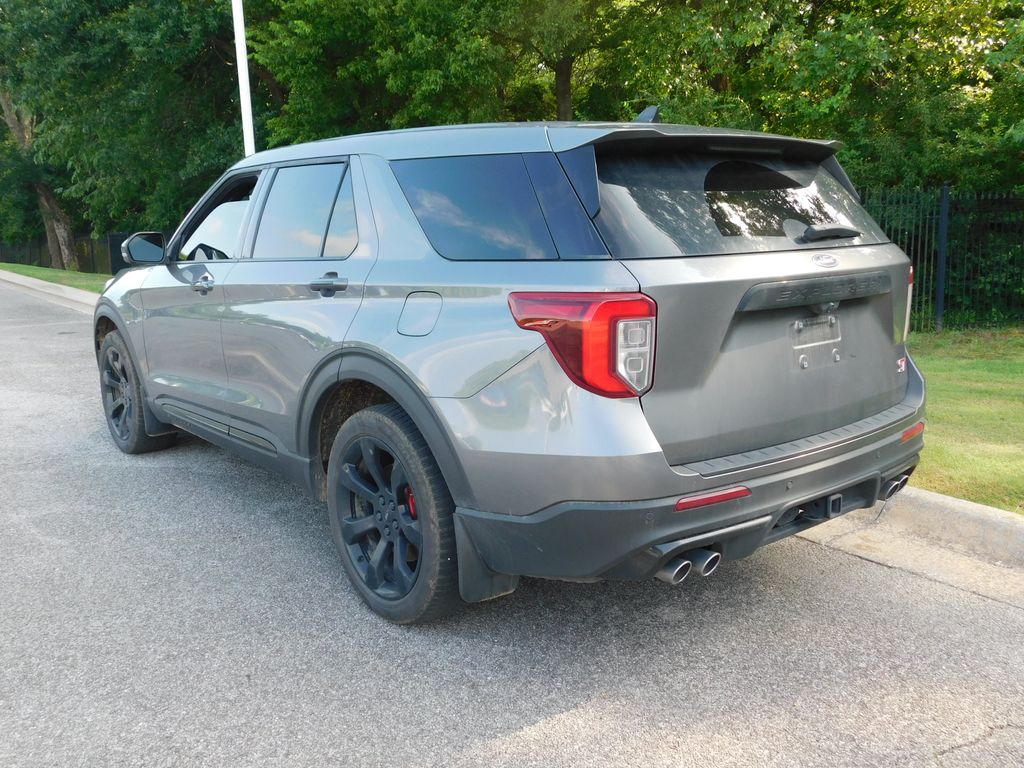 Thumbnail: 2022 Ford Explorer - 3
