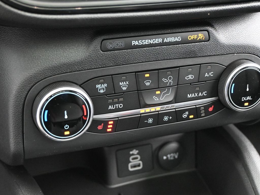 2025 Ford Escape ST-Line Select