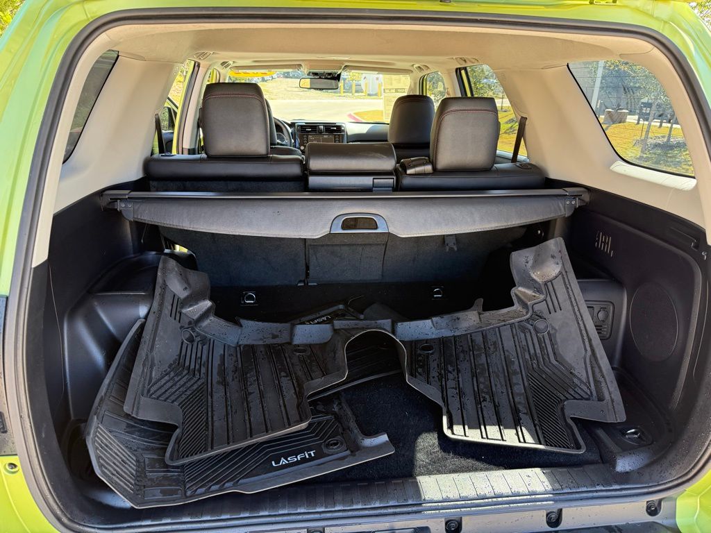 Thumbnail: 2022 Toyota 4Runner - 26