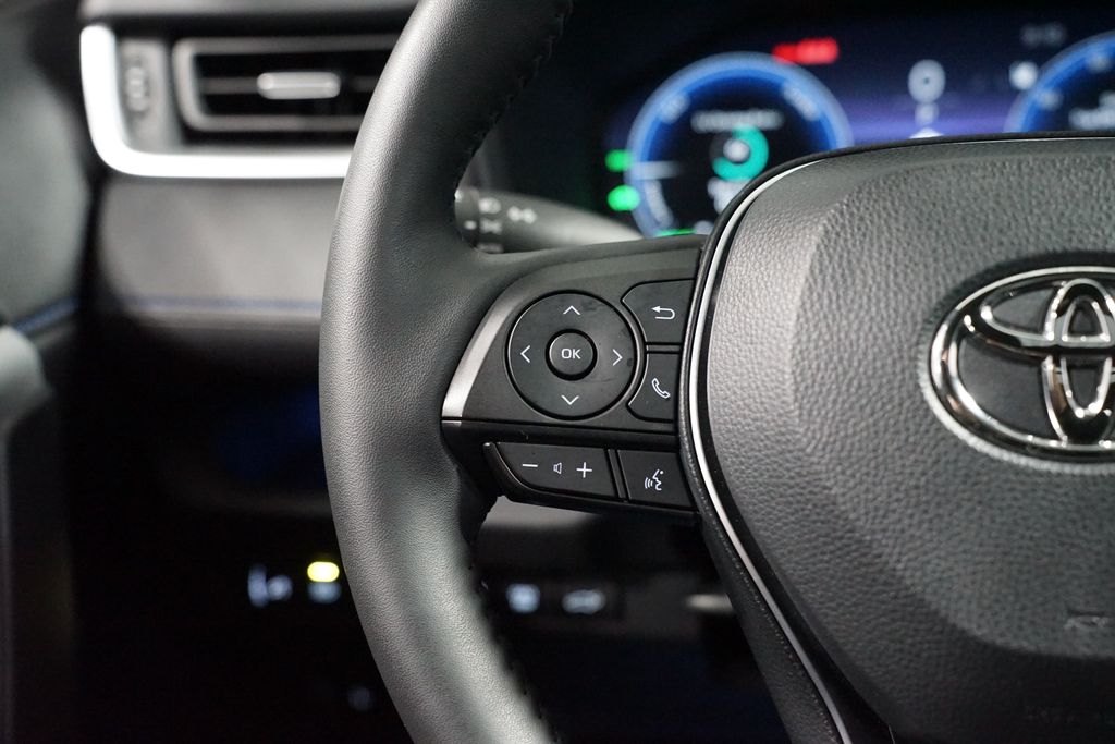 Thumbnail: 2025 Toyota RAV4 - 14