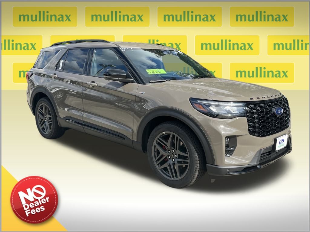 2026 Ford Explorer ST-LINE's photo