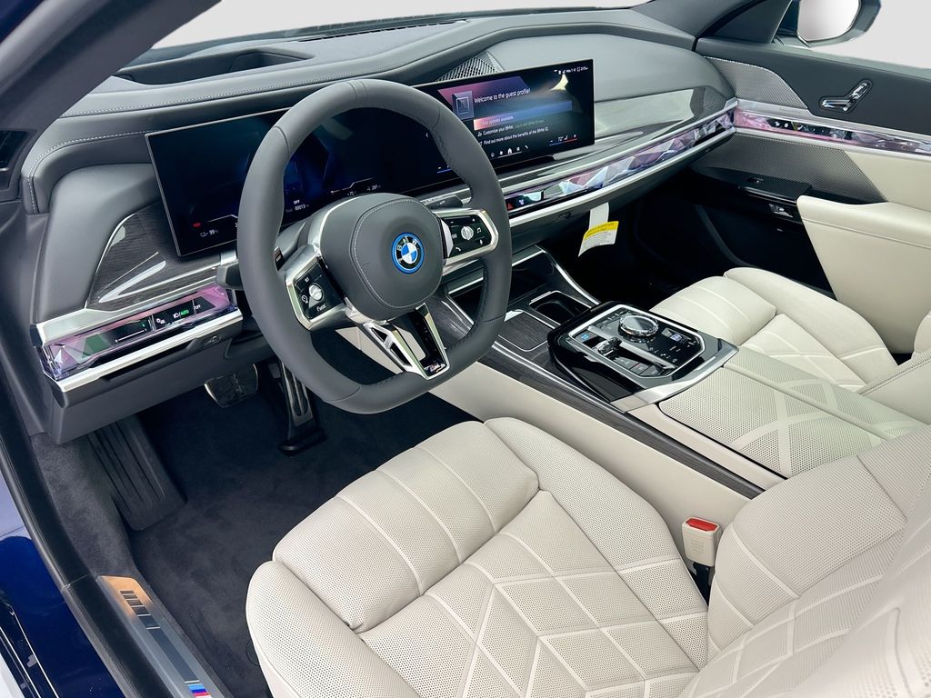 Thumbnail: 2026 BMW i7 - 9