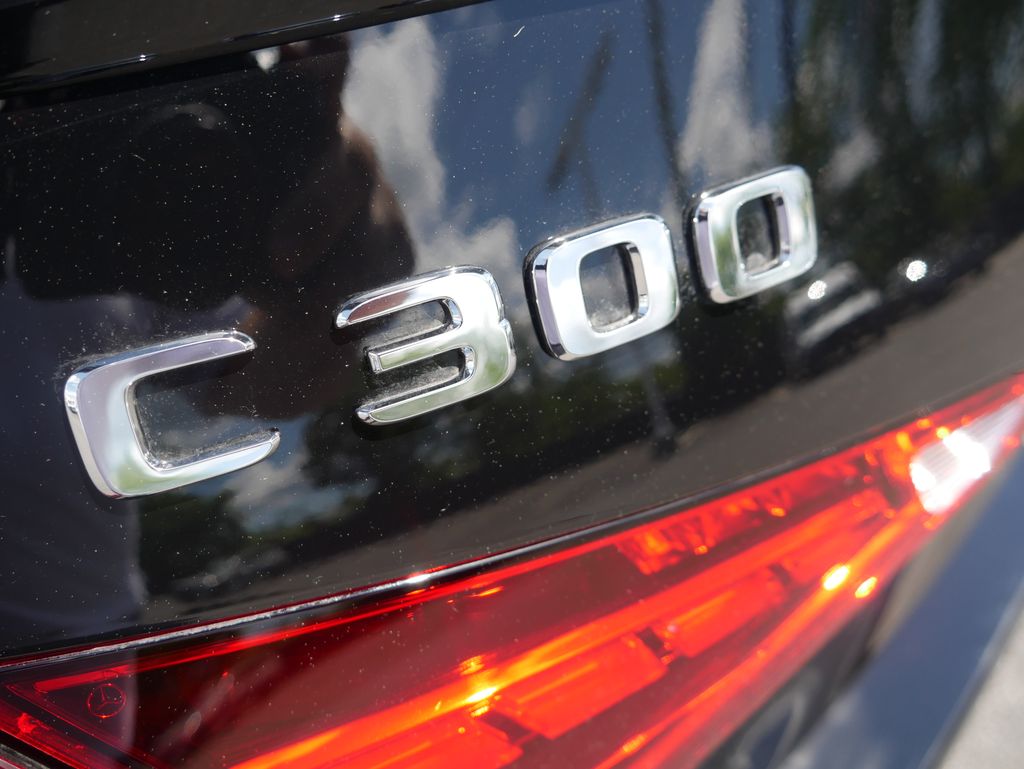 Thumbnail: 2022 Mercedes-Benz C-Class - 9