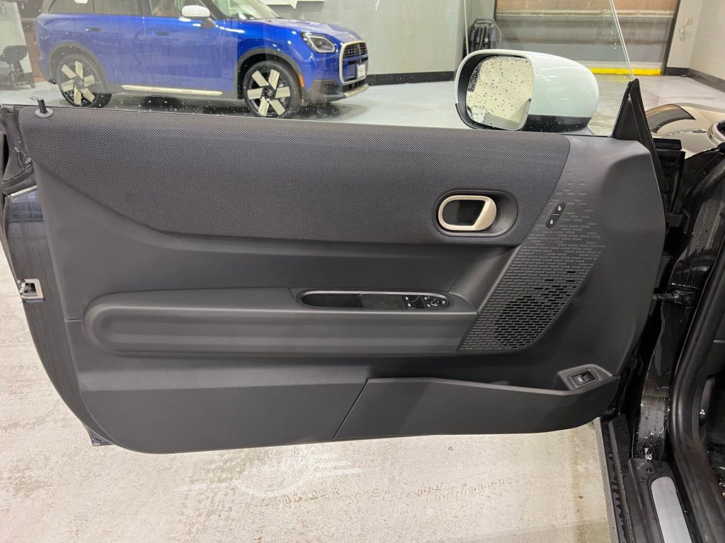 Thumbnail: 2025 MINI Cooper - 10