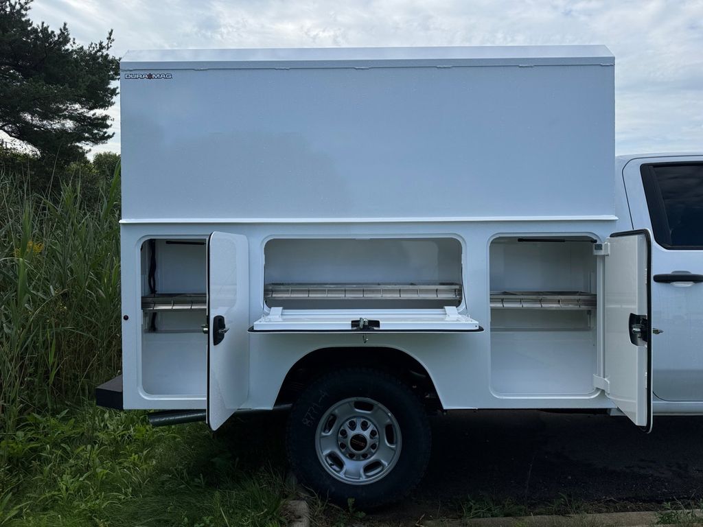 2024 GMC Sierra 2500HD Pro 12