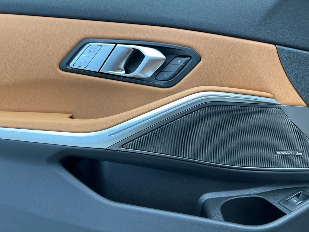 Thumbnail: 2026 BMW 3 Series - 21