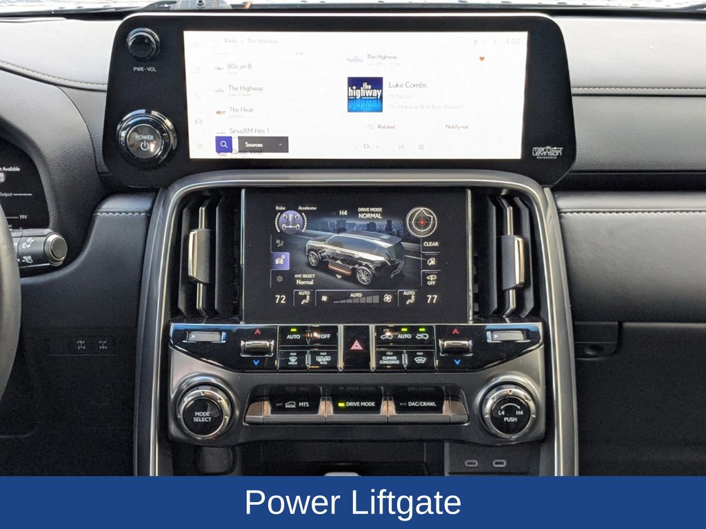 2025 Lexus LX 700h Overtrail