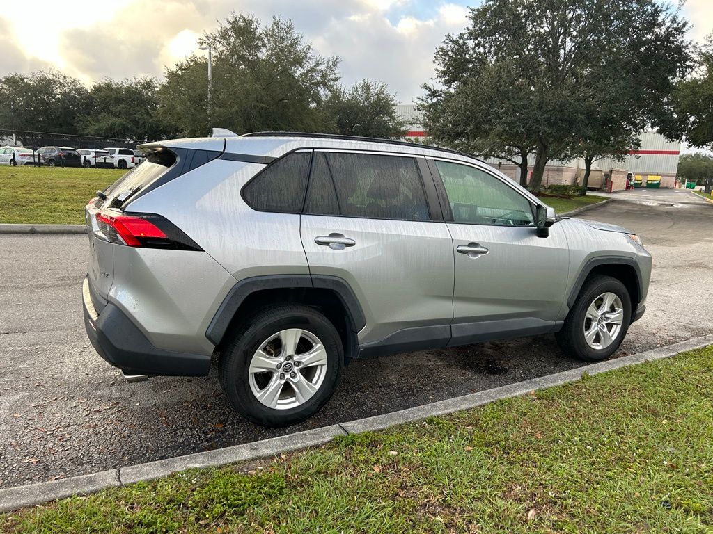 Thumbnail: 2021 Toyota RAV4 - 5