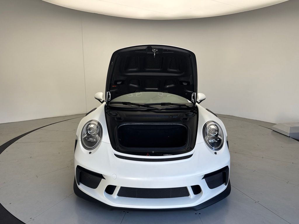 Thumbnail: 2019 Porsche 911 - 26