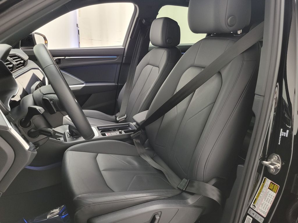 Thumbnail: 2023 Audi Q3 - 23