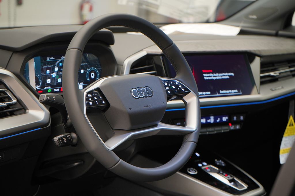 2025 Audi Q4 e-tron  8