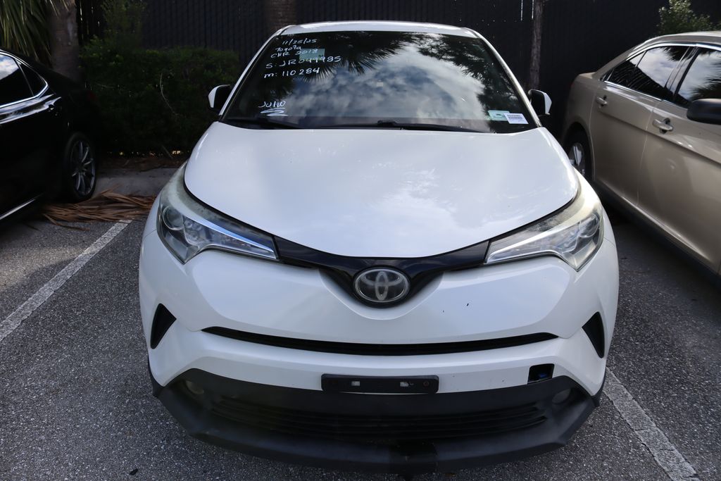 Thumbnail: 2018 Toyota C-HR - 5