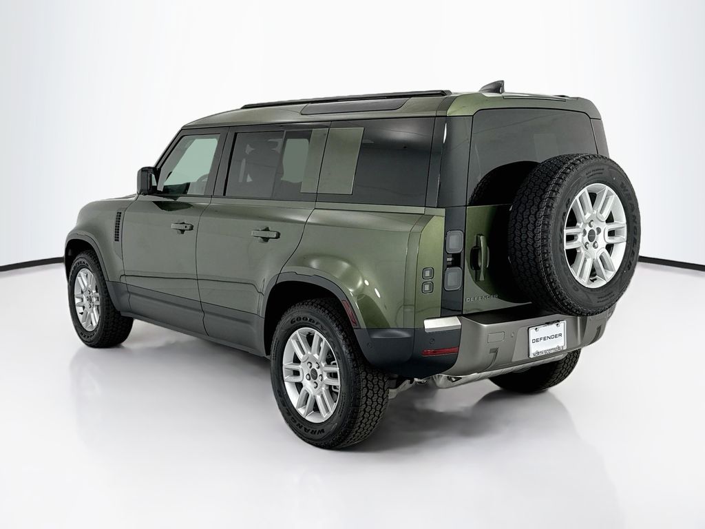 Thumbnail: 2026 Land Rover Defender - 7