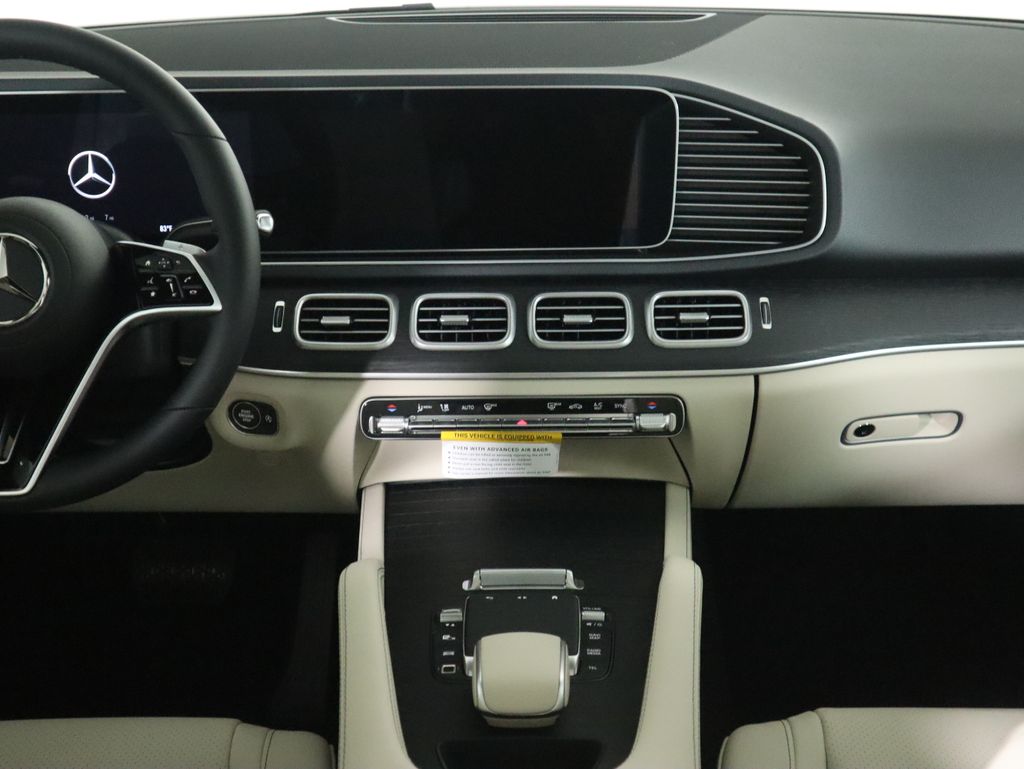 Thumbnail: 2026 Mercedes-Benz GLE - 15