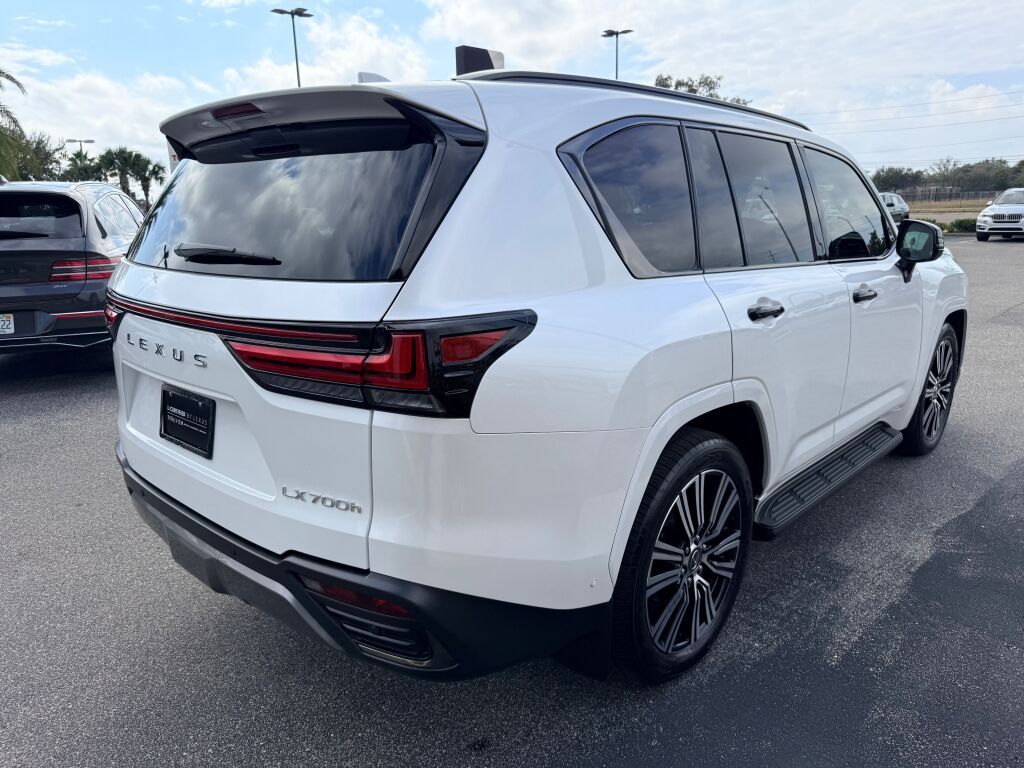 Thumbnail: 2025 Lexus LX - 3