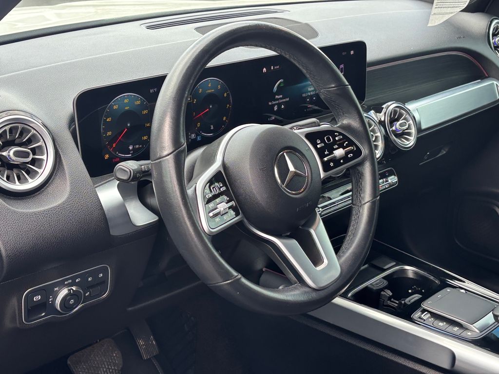 Used Car 2021 Mercedes-benz Glb  Glb 250 For Sale Under $30,000 In Austin, Texas