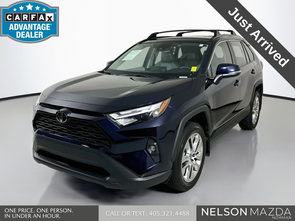 2024 Toyota RAV4 Azul (Blueprint) SUV/Crossover Tracción delantera 8 velocidades Automática