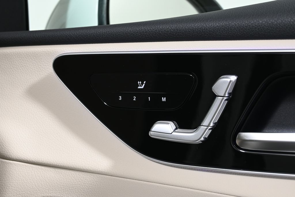 Thumbnail: 2026 Mercedes-Benz GLC - 22